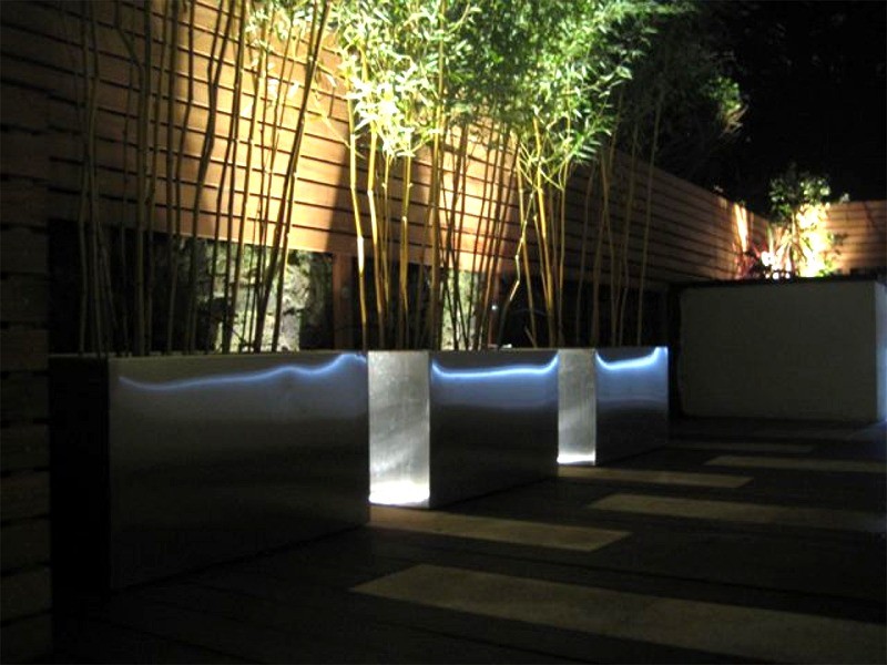 Uplighting of bushes - Hex Lighting Ltd., Garden Lighting